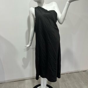 Chic Black One-Shoulder Women's Dress